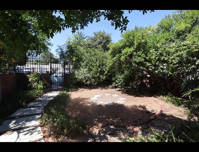 3 BEDROOM PROPERTY TO RENT IN KENILWORTH